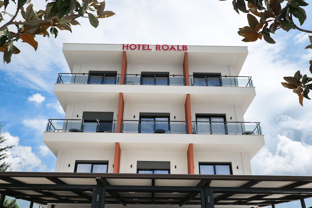 Hotel Roalb 3/28