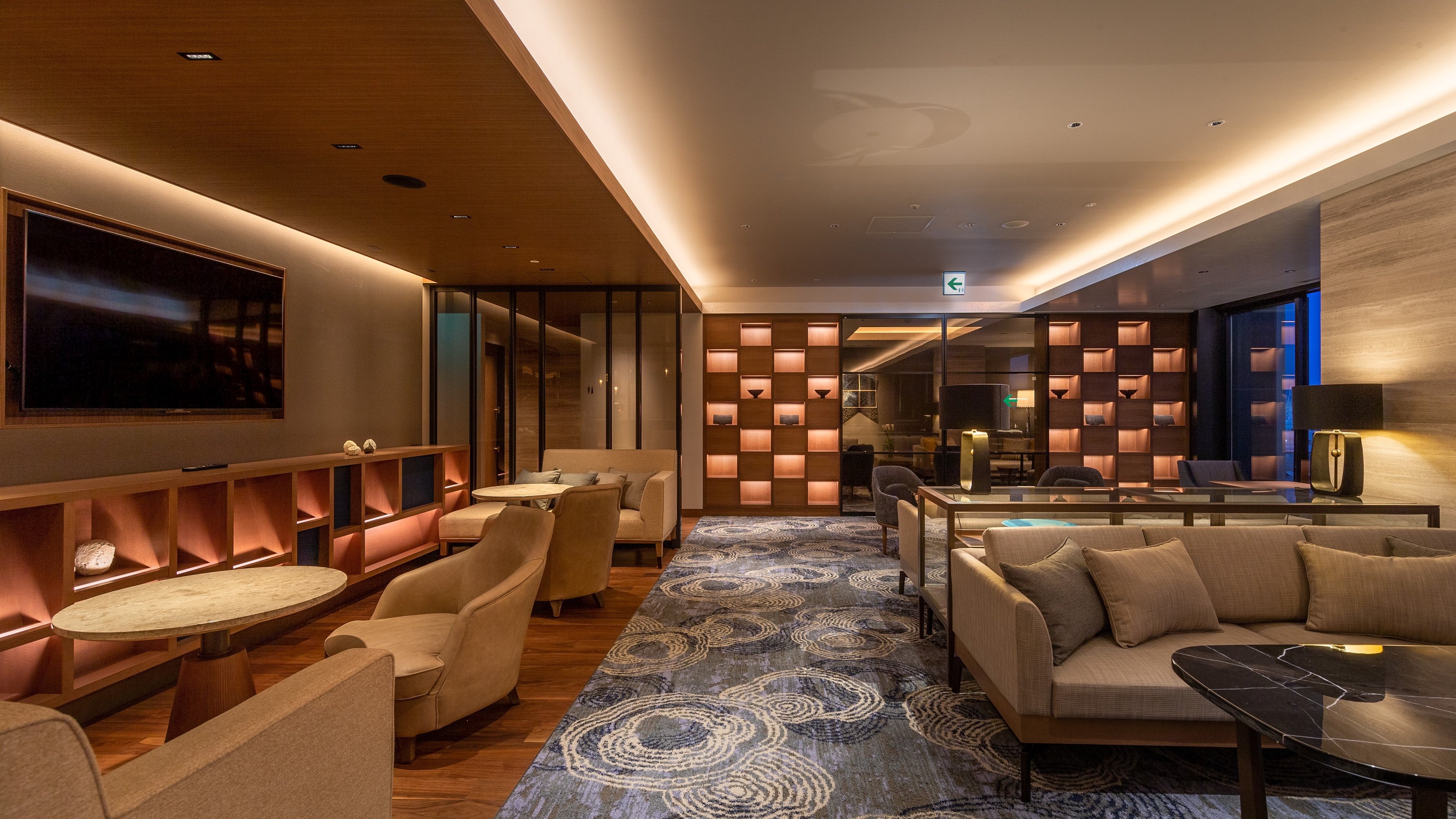 Intercontinental Yokohama Pier 8 56/78