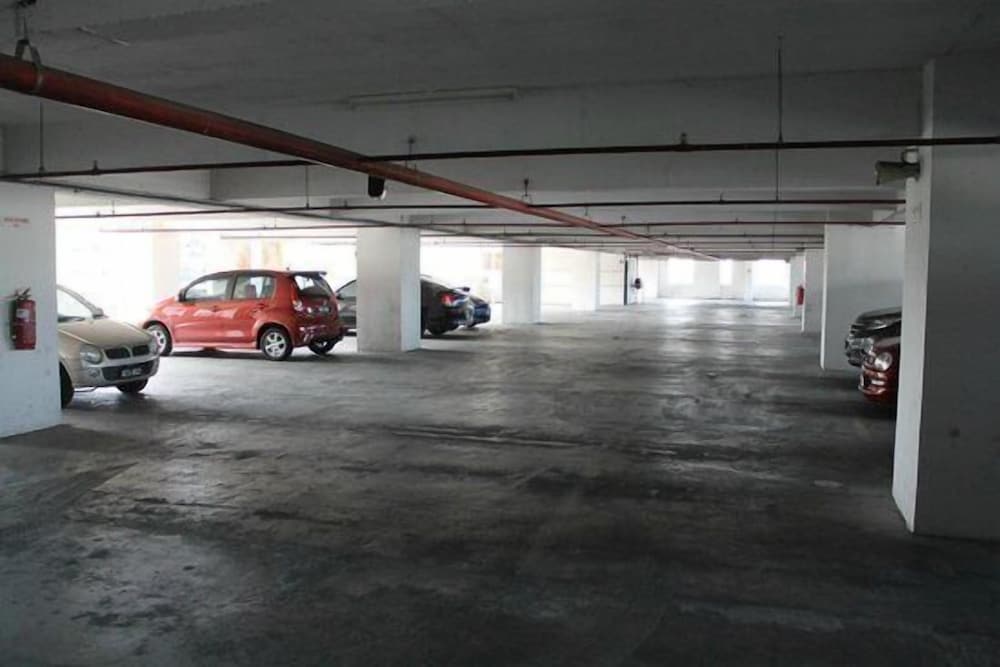 Kingston Hotel 15 @ Tower Regency 32/44