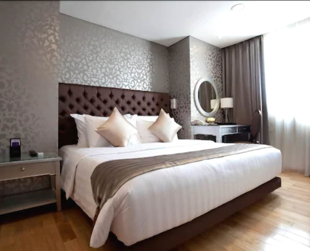 Mg Suites Hotel 6/21
