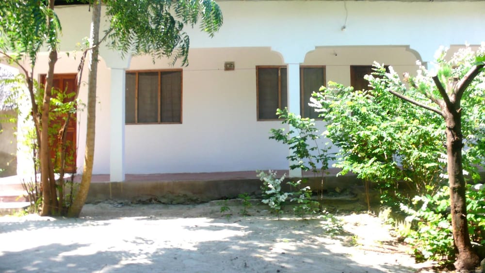Union Beach Bungalows 27/27