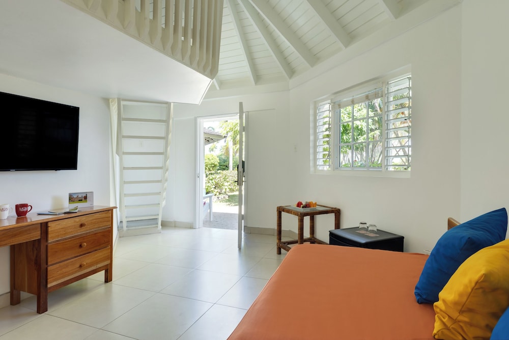 Grand Muthu Runaway Bay 32/47