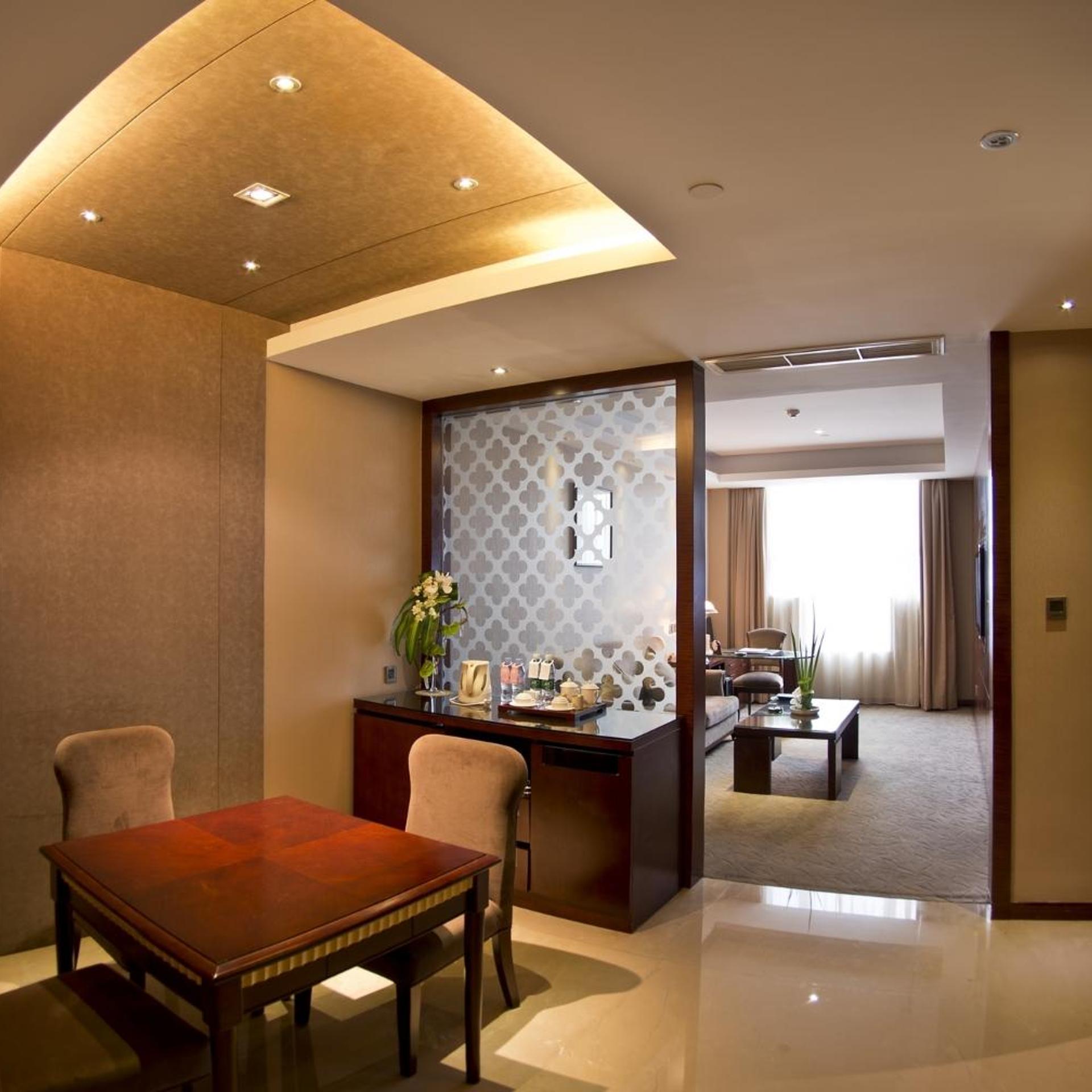 Overseas Chinese Hotel Wenzhou 34/55