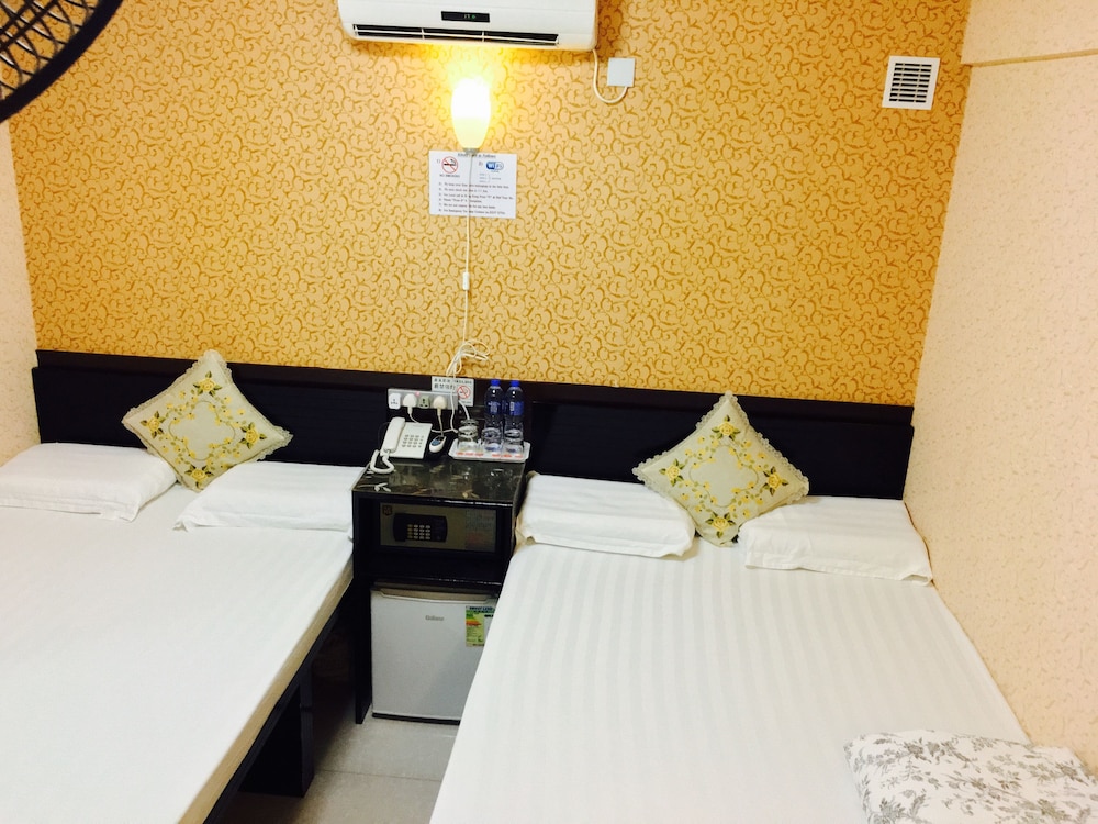 Modern Hotel 14/76