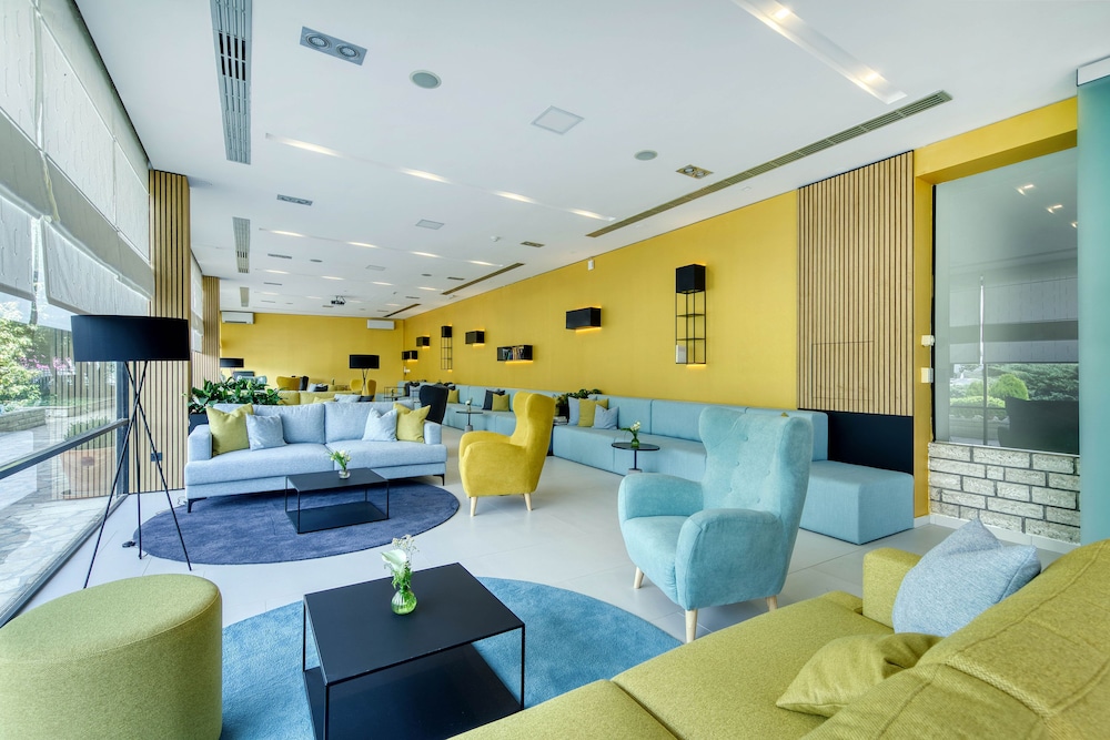 Ilirija Hotel 41/53