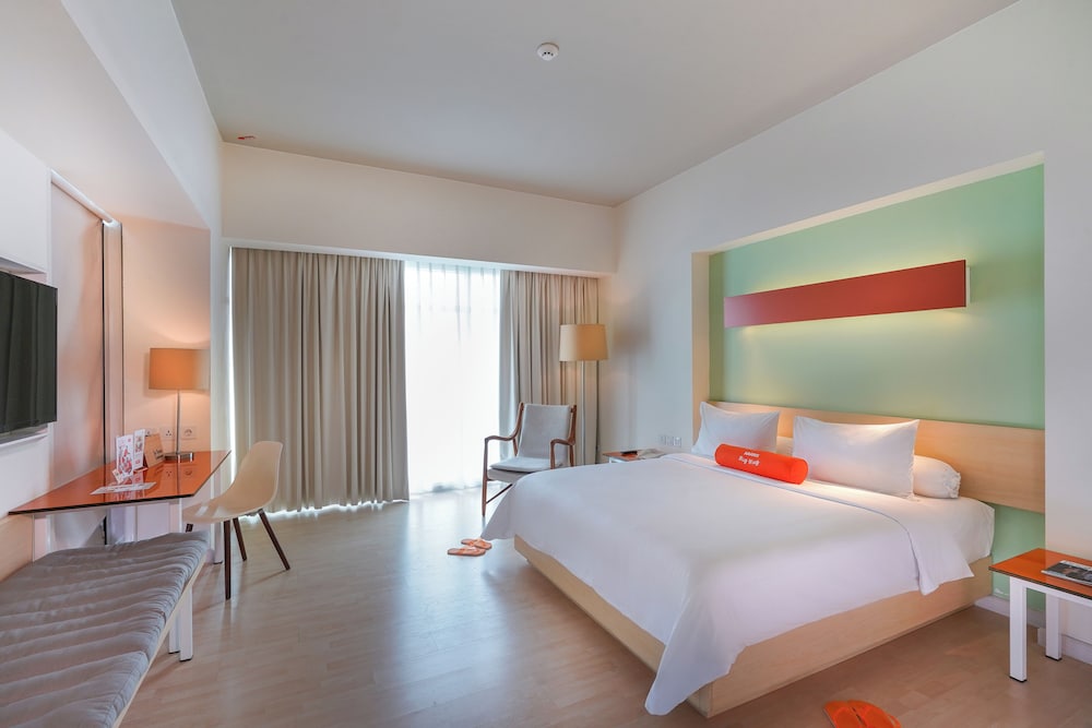 HARRIS Hotel & Conventions Bekasi 14/47