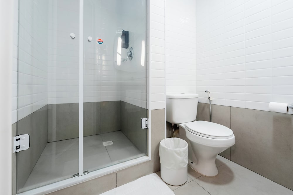 Ibis Blumenau 64/66