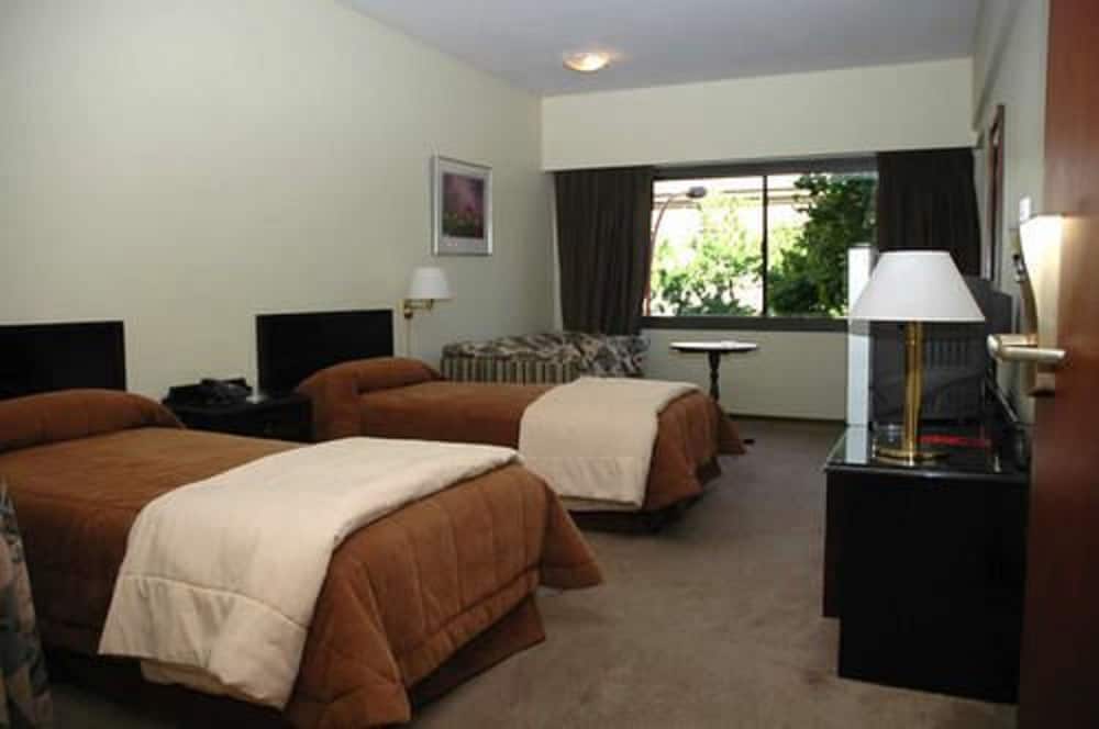 Hotel Austral Bahia Blanca 36/37