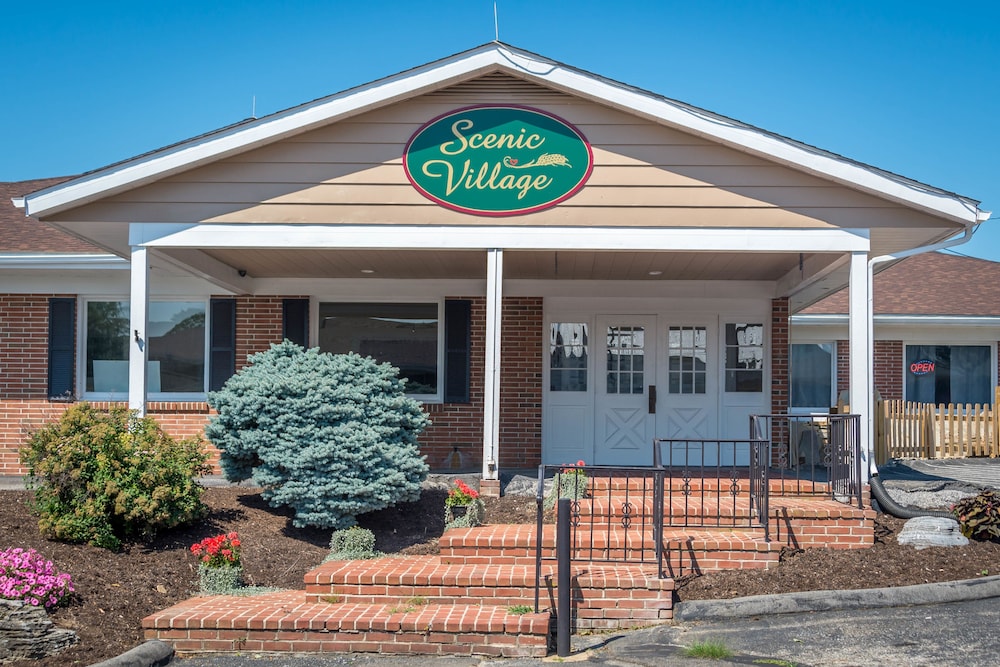 Harvest Drive Family Inn 7/68
