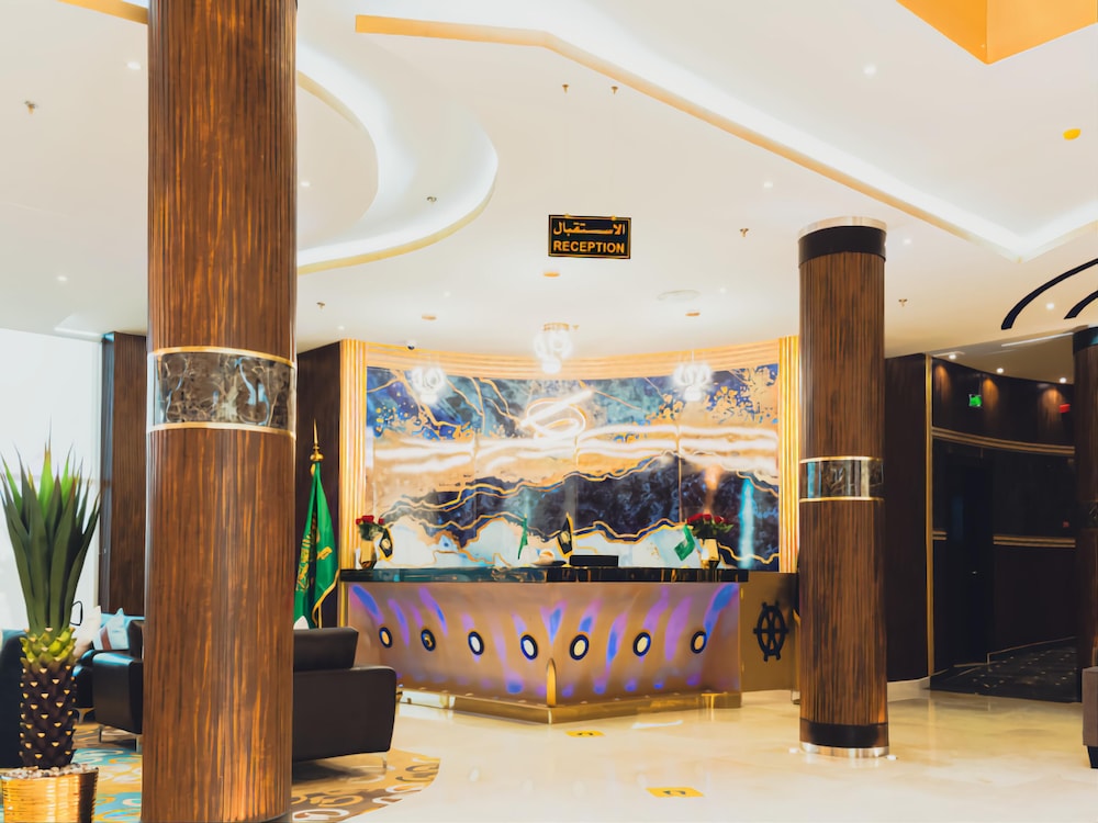فندق السفينة الذهبية(Golden Ship Hotel) 11/45