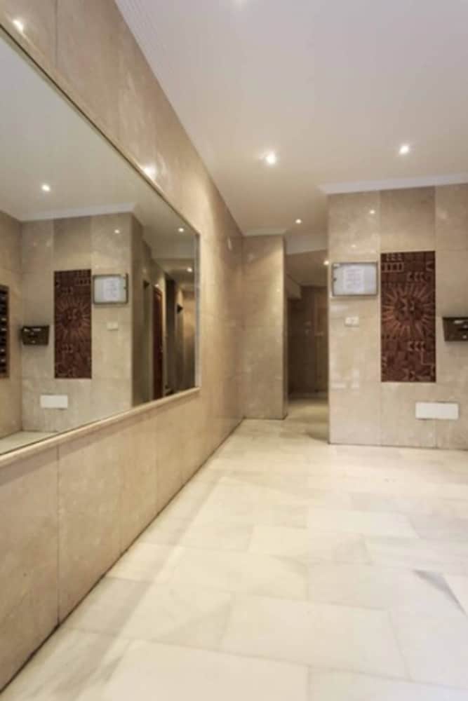Apartamentos Torreluz 9/72