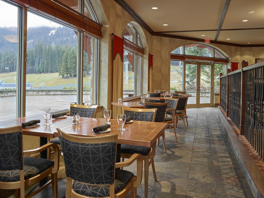 Sun Peaks Grand Hotel Conference Centre 46/58