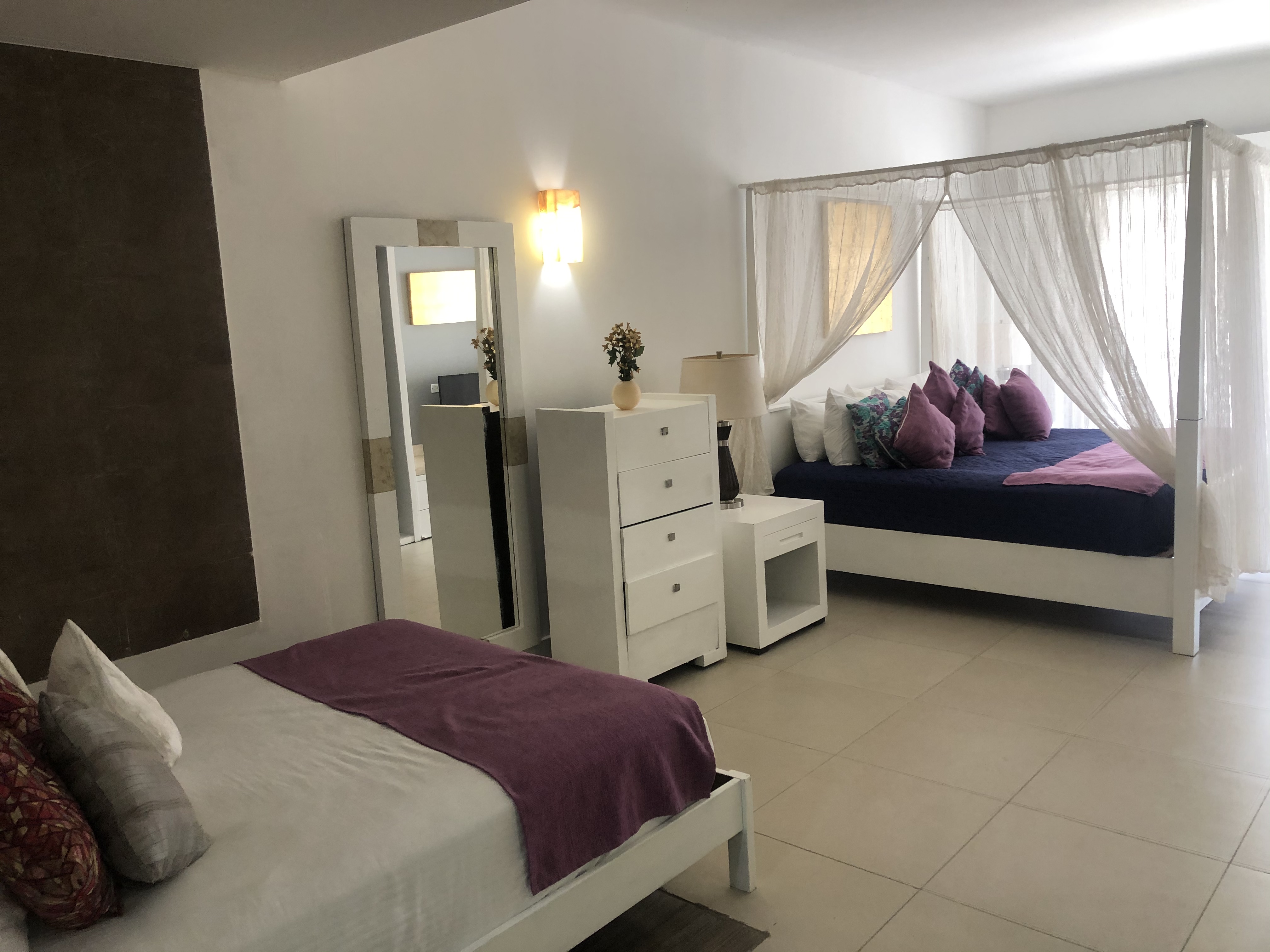 Aldea Thai By Oceanfront 10/50
