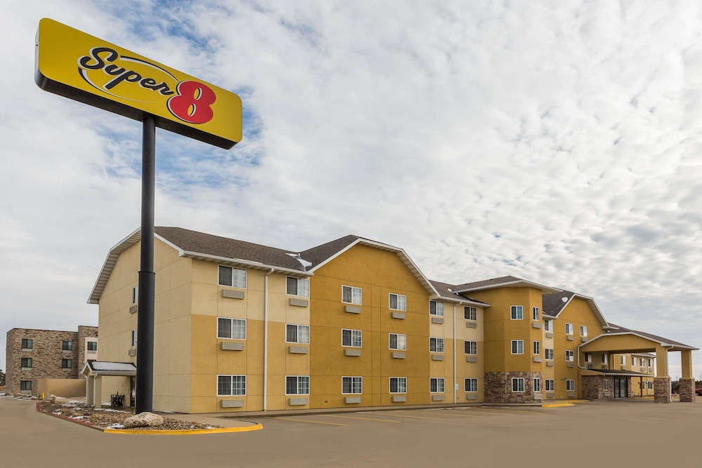 Super 8 by Wyndham Altoona 2/35