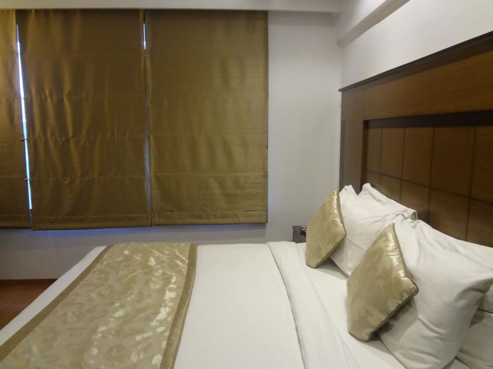 Hotel Midtown Pritam 28/58