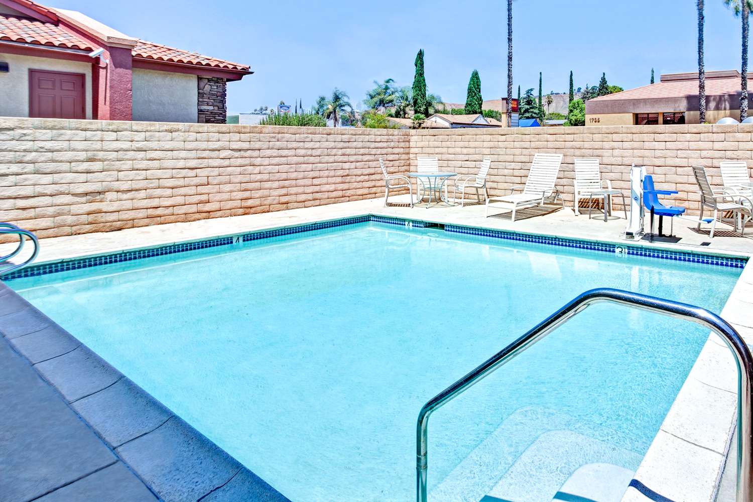 Travelodge By Wyndham Banning Ca Near Casino/Outlet Mall 10/16