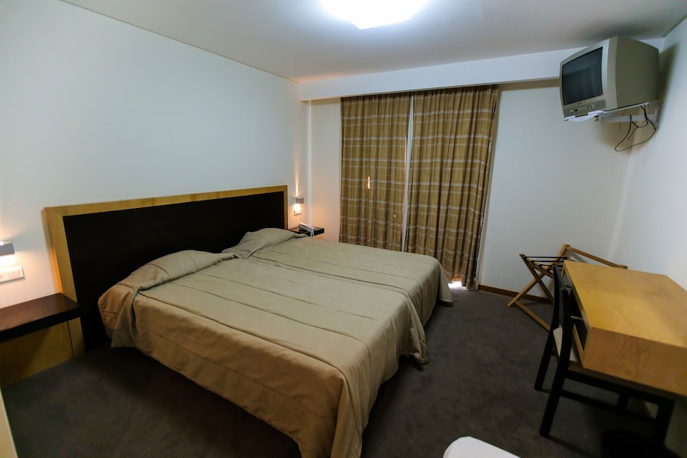 Hotel Recinto 12/28