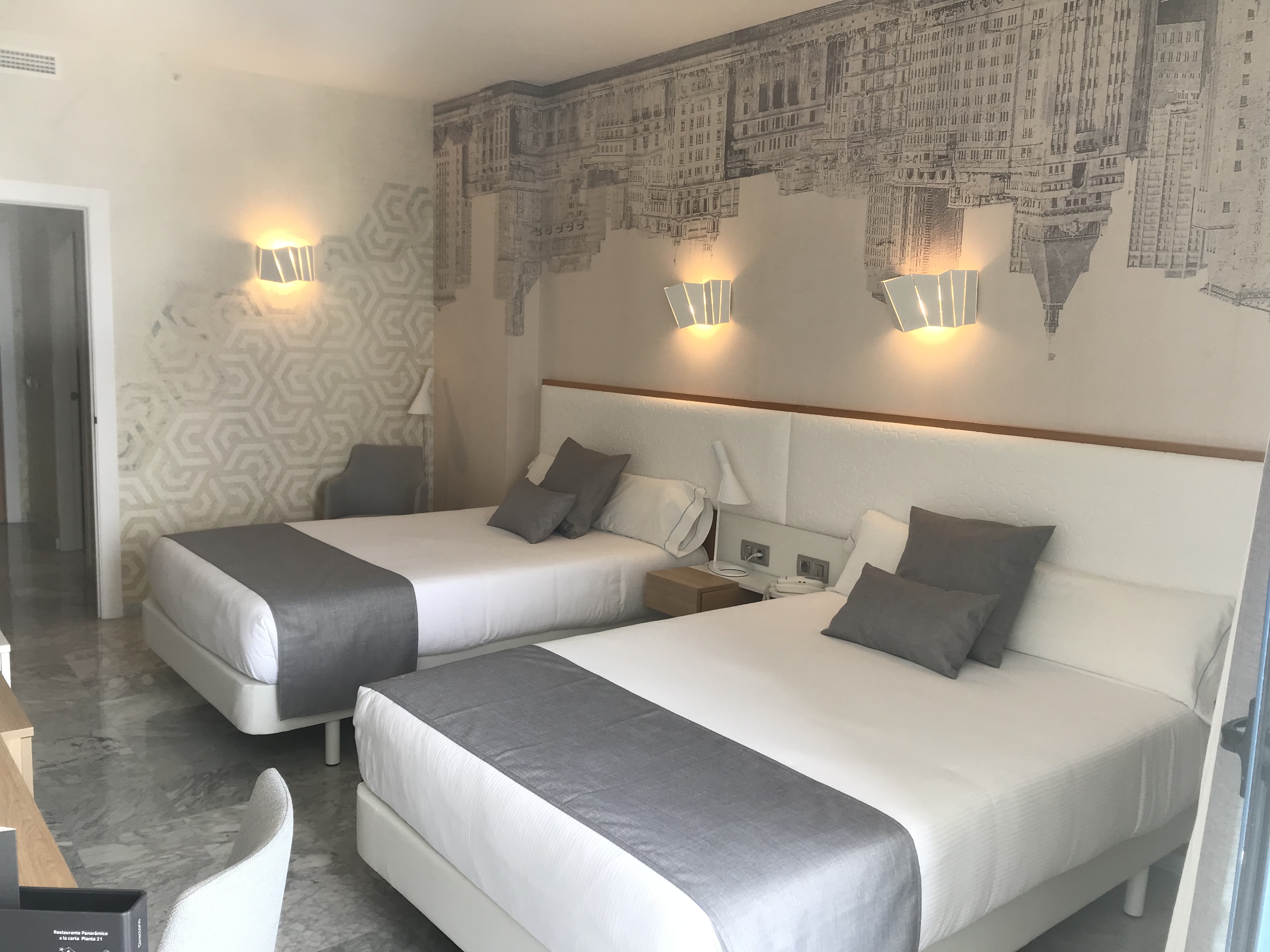 غرفة بريميوم بشرفة، Madeira Centro Hotel 3/9