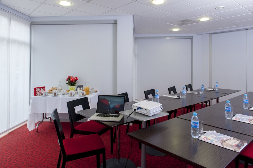 BRIT HOTEL BELFORT CENTRE-LE BOREAL 58/62