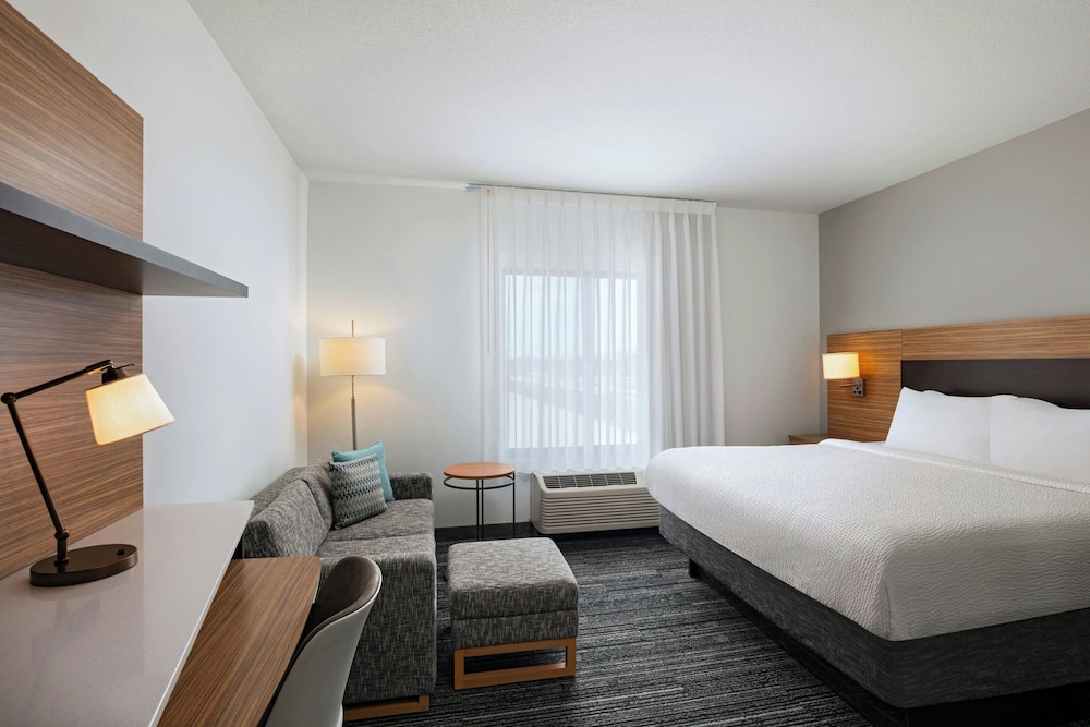 Towneplace Suites Ames 10/66