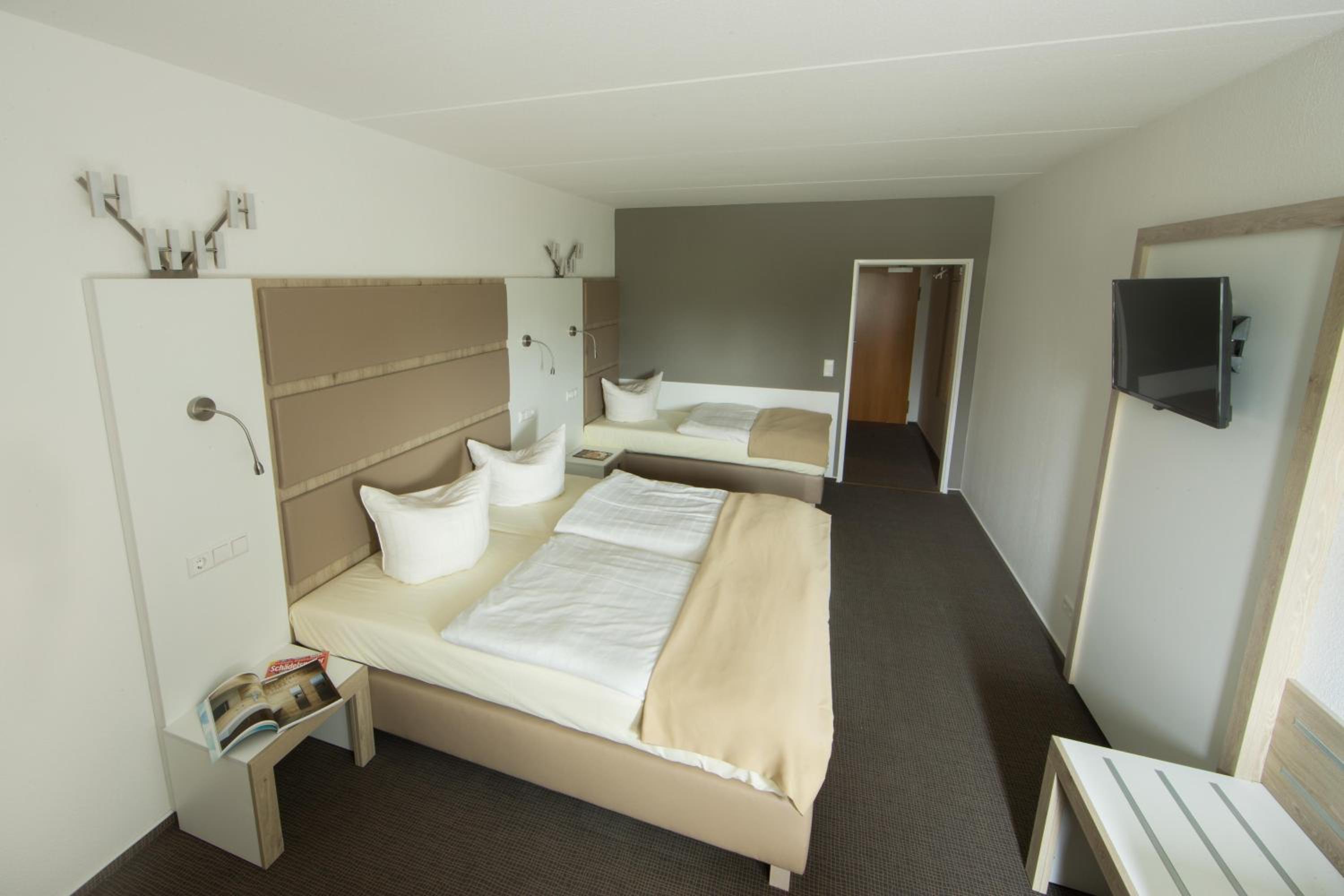 غرفة كومفورت ثلاثية، Confour Hotel 10/10