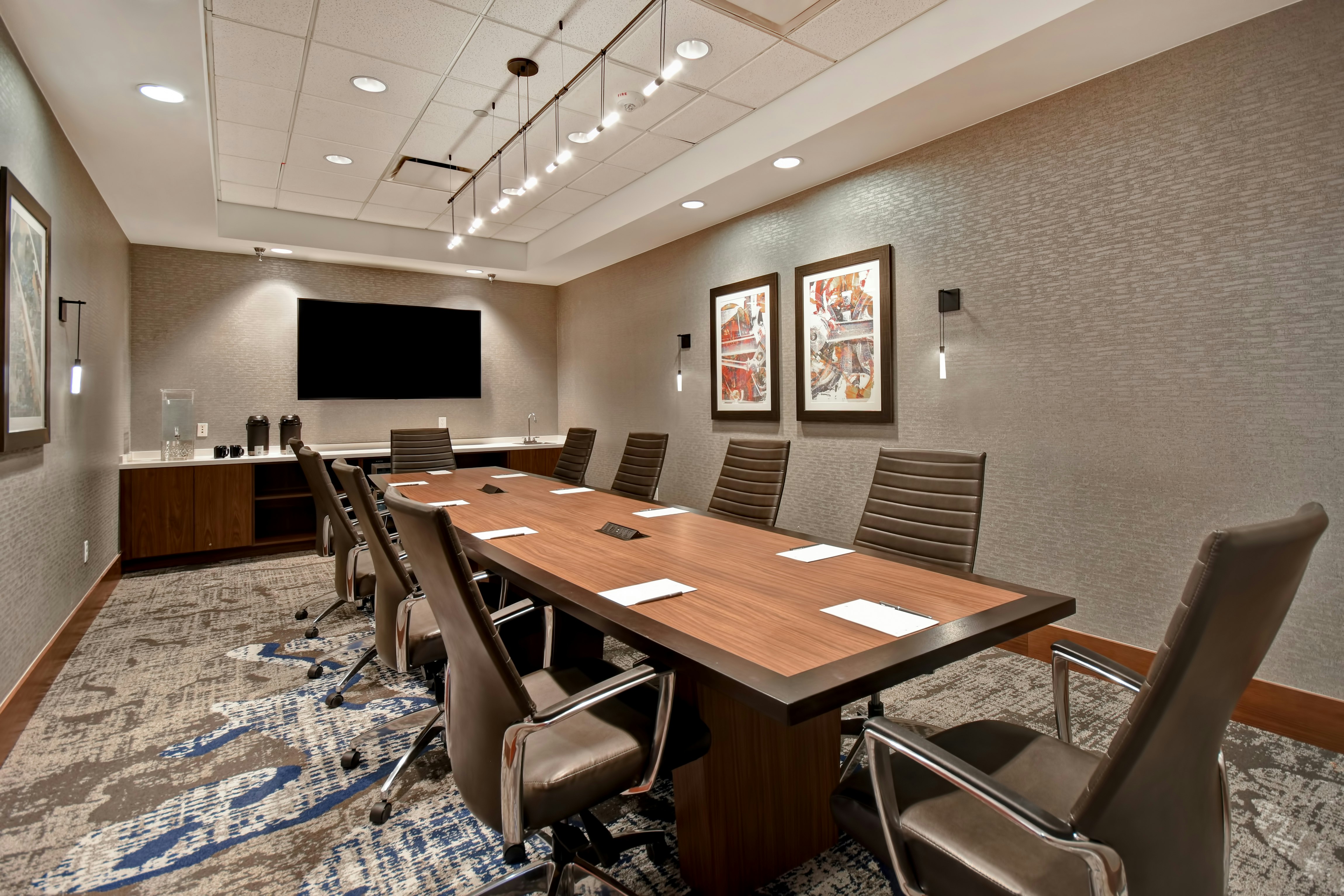Embassy Suites by Hilton Omaha Downtown Old Market 48/58