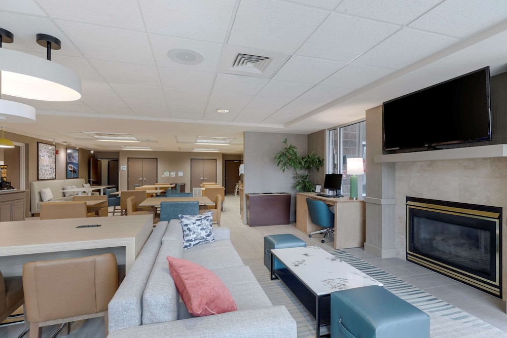 Comfort Inn and Suites Boulder 6/35