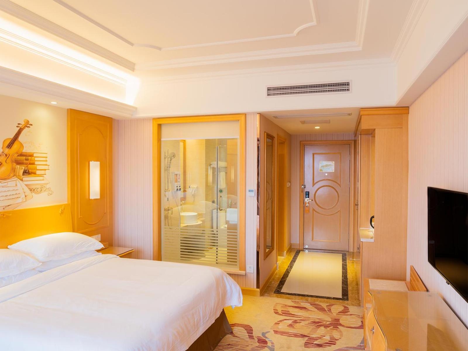 Vienna International Hotel (Shanghai Dishui Lake Ocean Park) 7/39