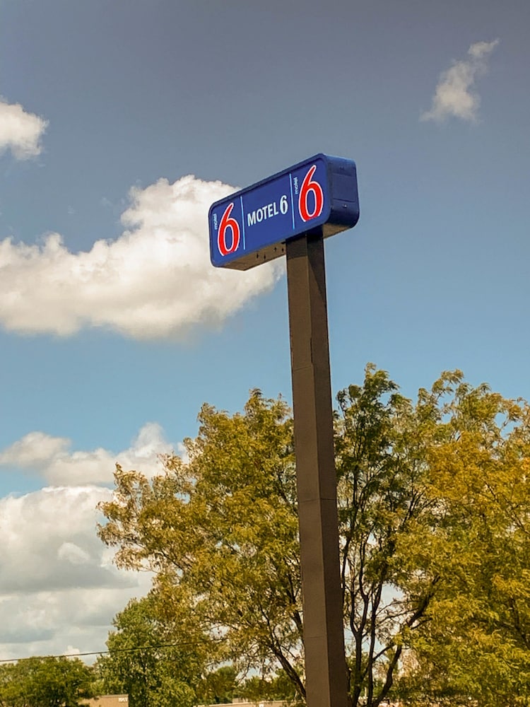 Motel6 Lexington, KY - Airport 34/36