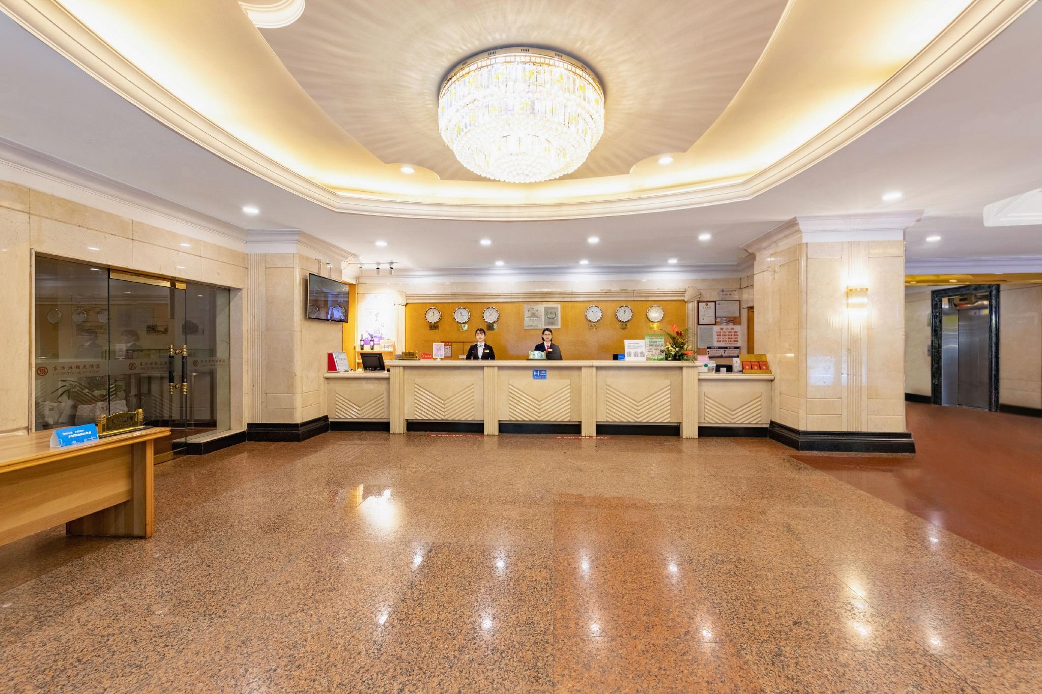 Oriental Silk Hotel 1/16