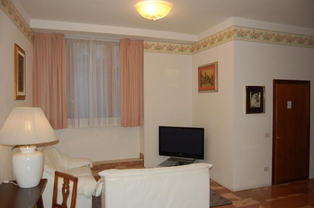 Hotel Belvedere 24/50