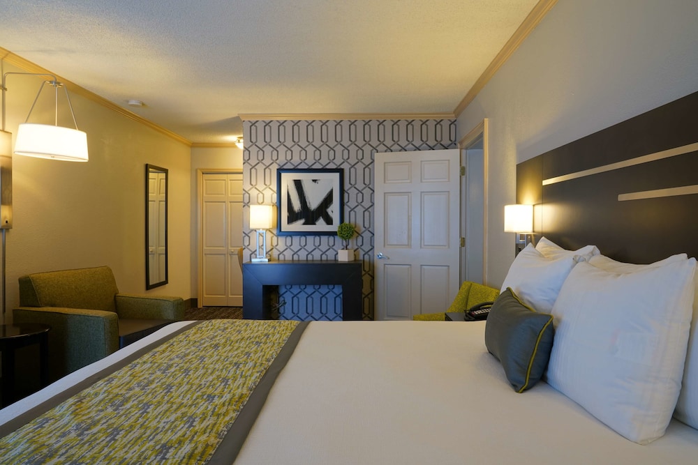 Best Western Plus Morristown Conference Center 13/45