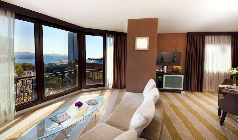 Point Hotel Taksim 50/68