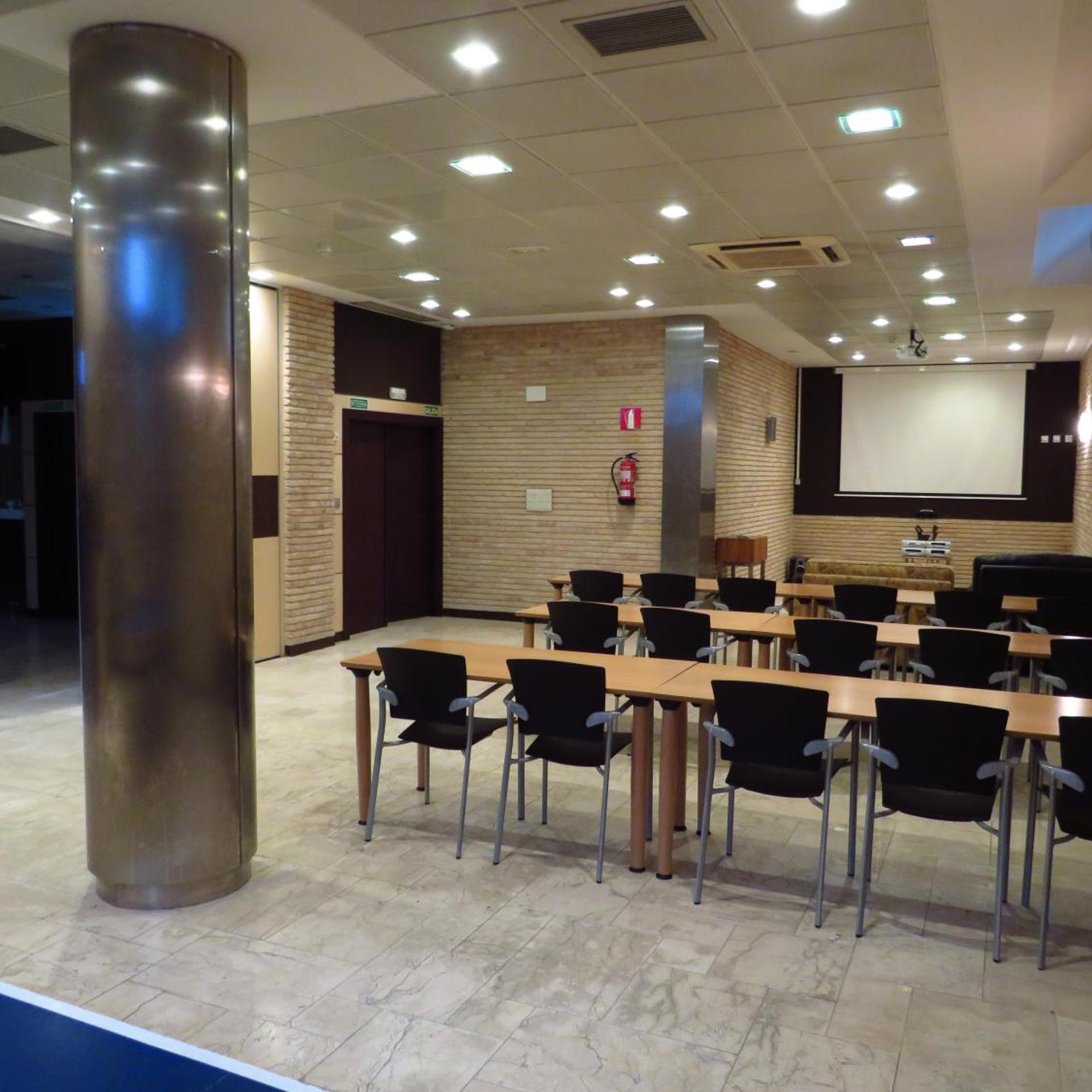Euba Hotel 32/50