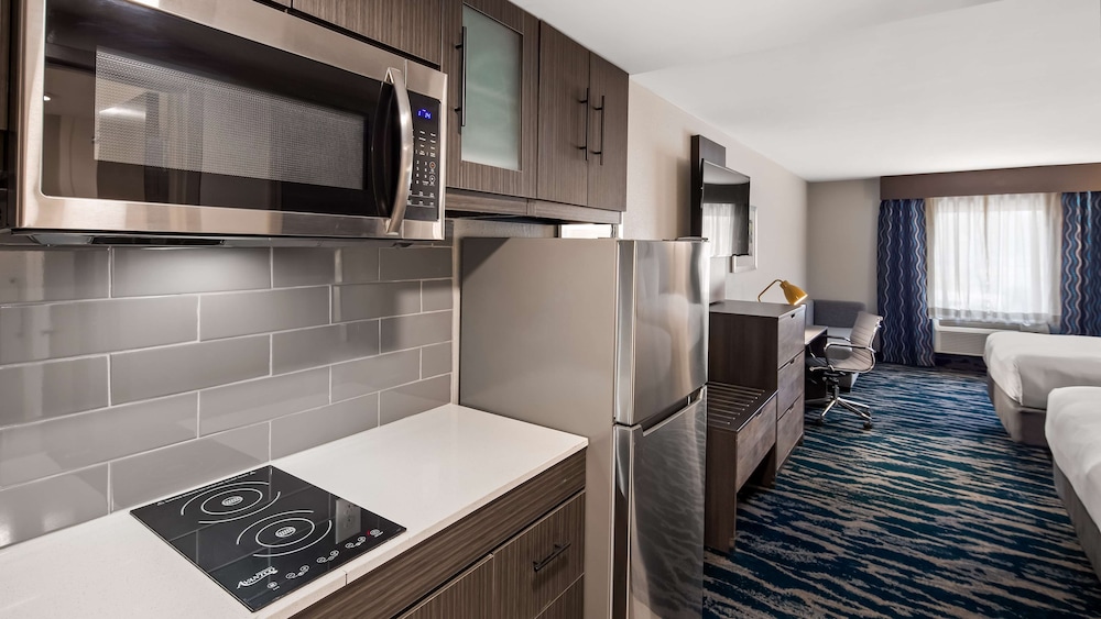 Best Western Plus Executive Residency Nashville 10/34