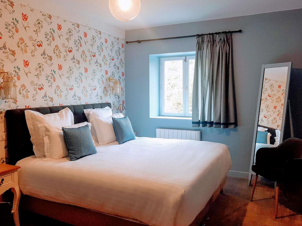 NOVOTEL CHATEAU DE MAFFLIERS 14/79
