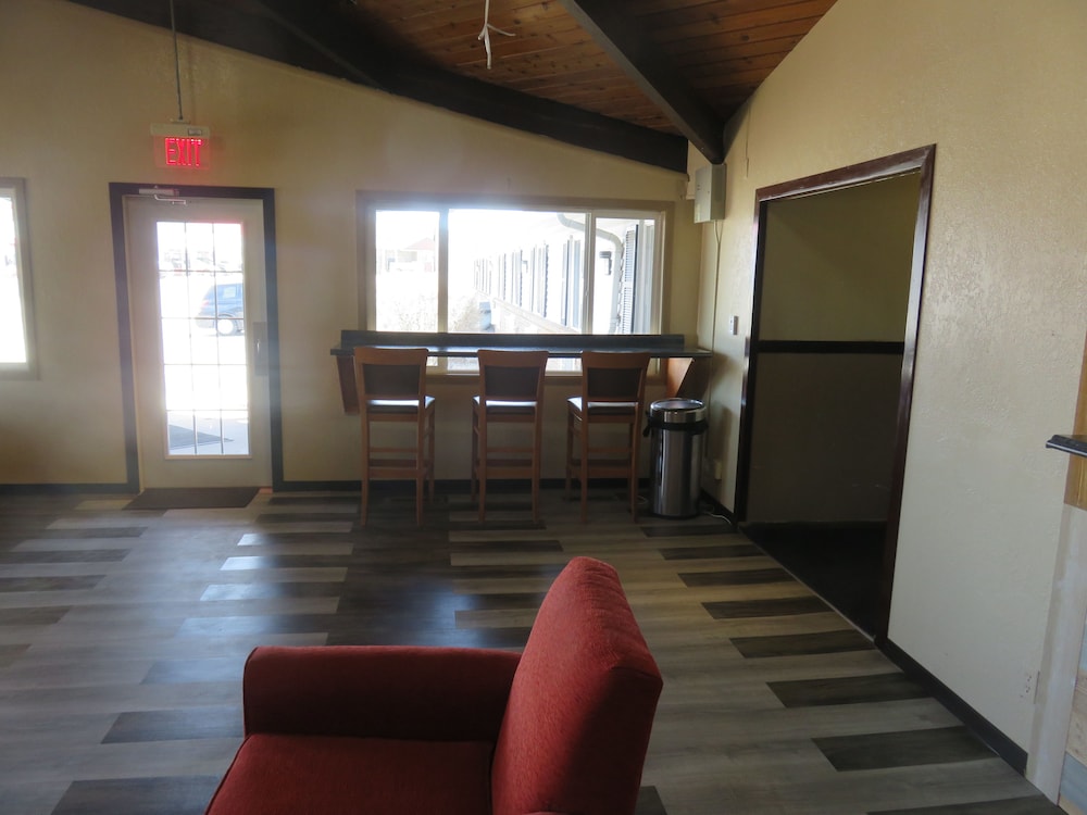 Americas Best Value Inn Story City 12/15