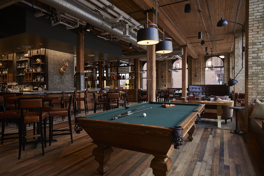 Hewing Hotel 65/81