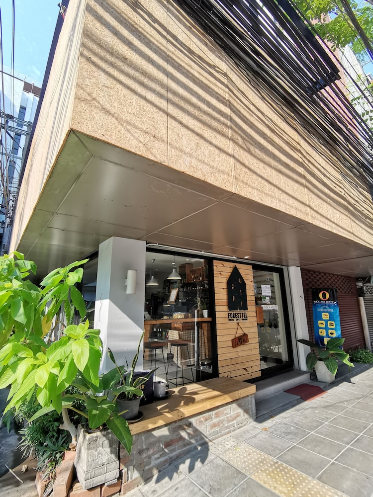 Foresttel Bkk - Hostel 1/50