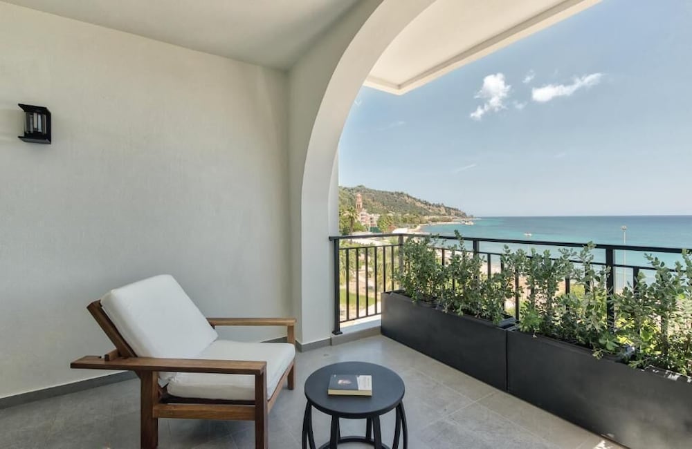 Bitzaro Hotel 29/50