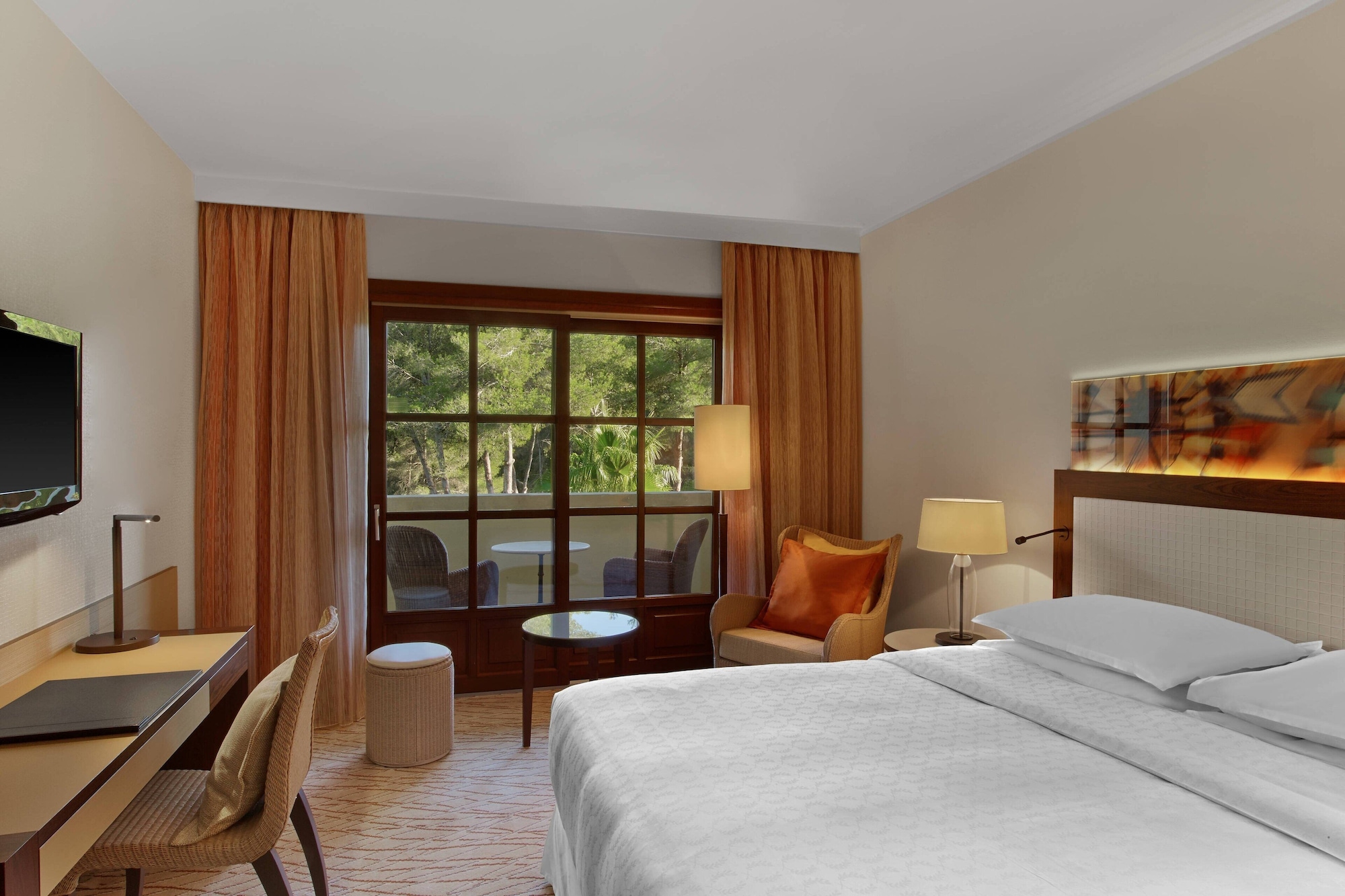 Superior, King Bed, Resort View, Balcony
