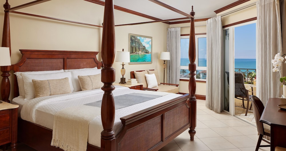 1 Bedroom, Honeymoon, Mediterranean, Suite, King Bed, Ocean View, Club Floor
