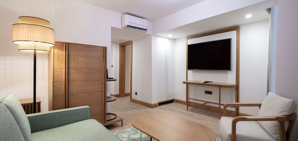 DoubleTree by Hilton Bodrum Marina Vista 35/43