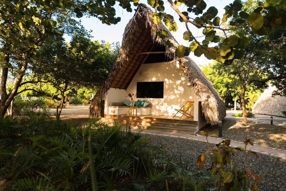 Punta Rucia lodge 40/50