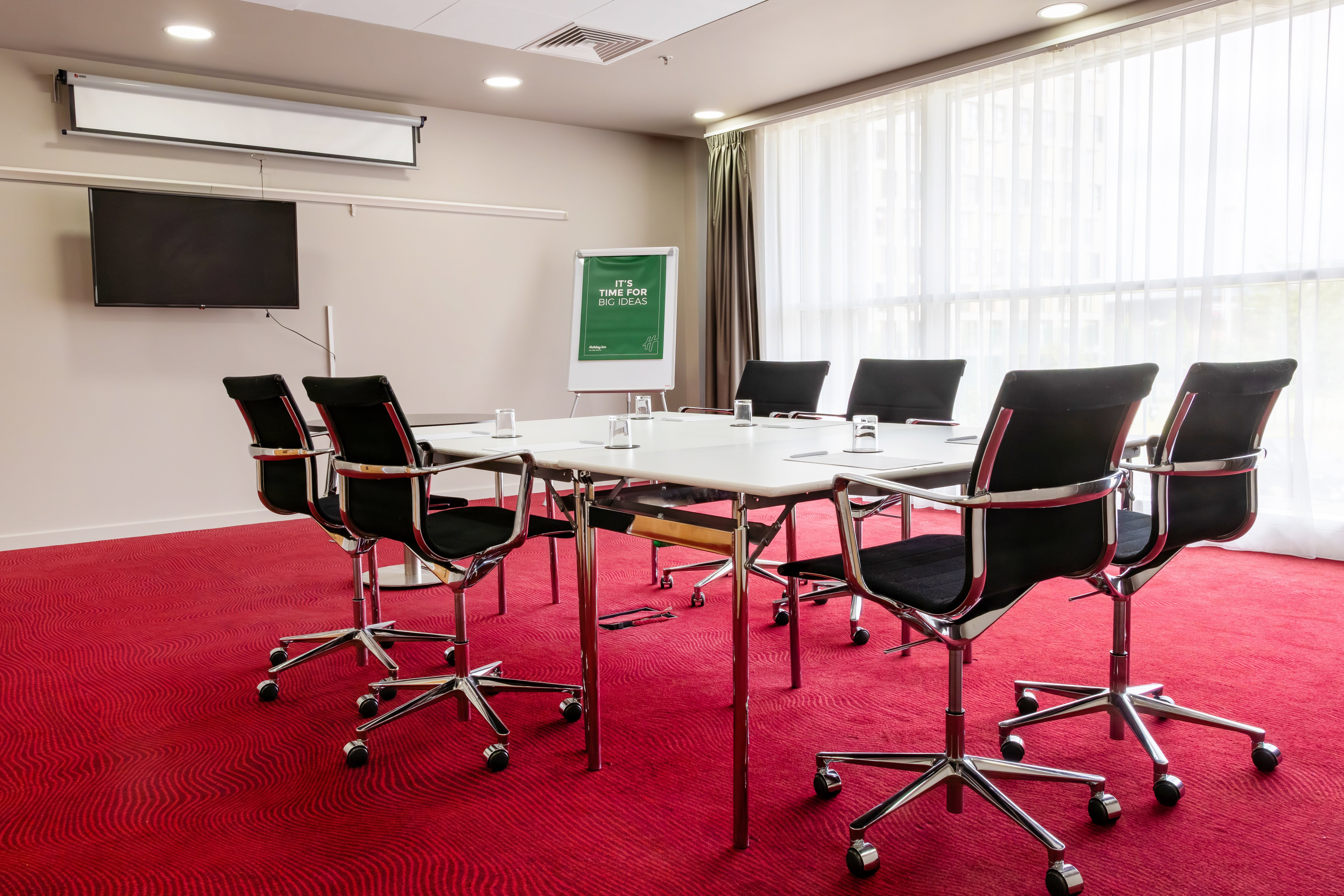 Holiday Inn Manchester Media City Uk 44/50