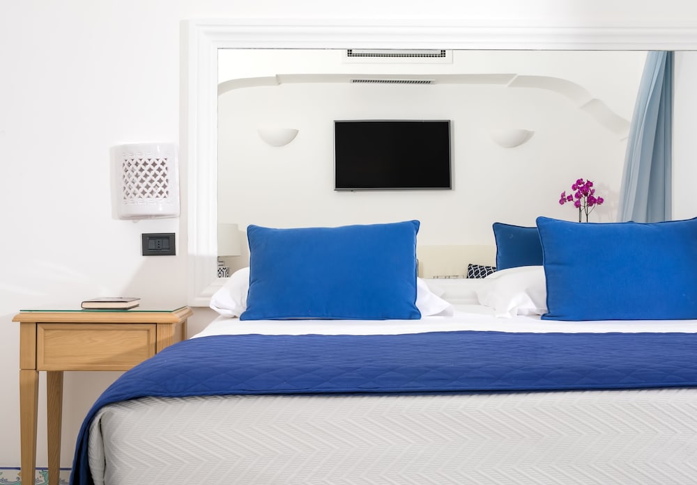 Hotel Mamela 24/75