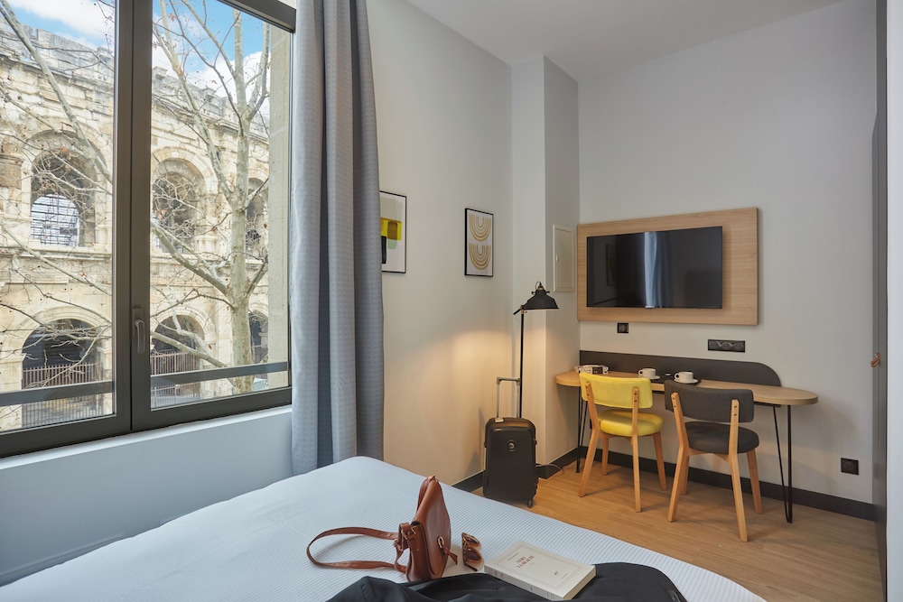 Appart hotel Odalys City Nimes Arenes Palais des Congres 17/20