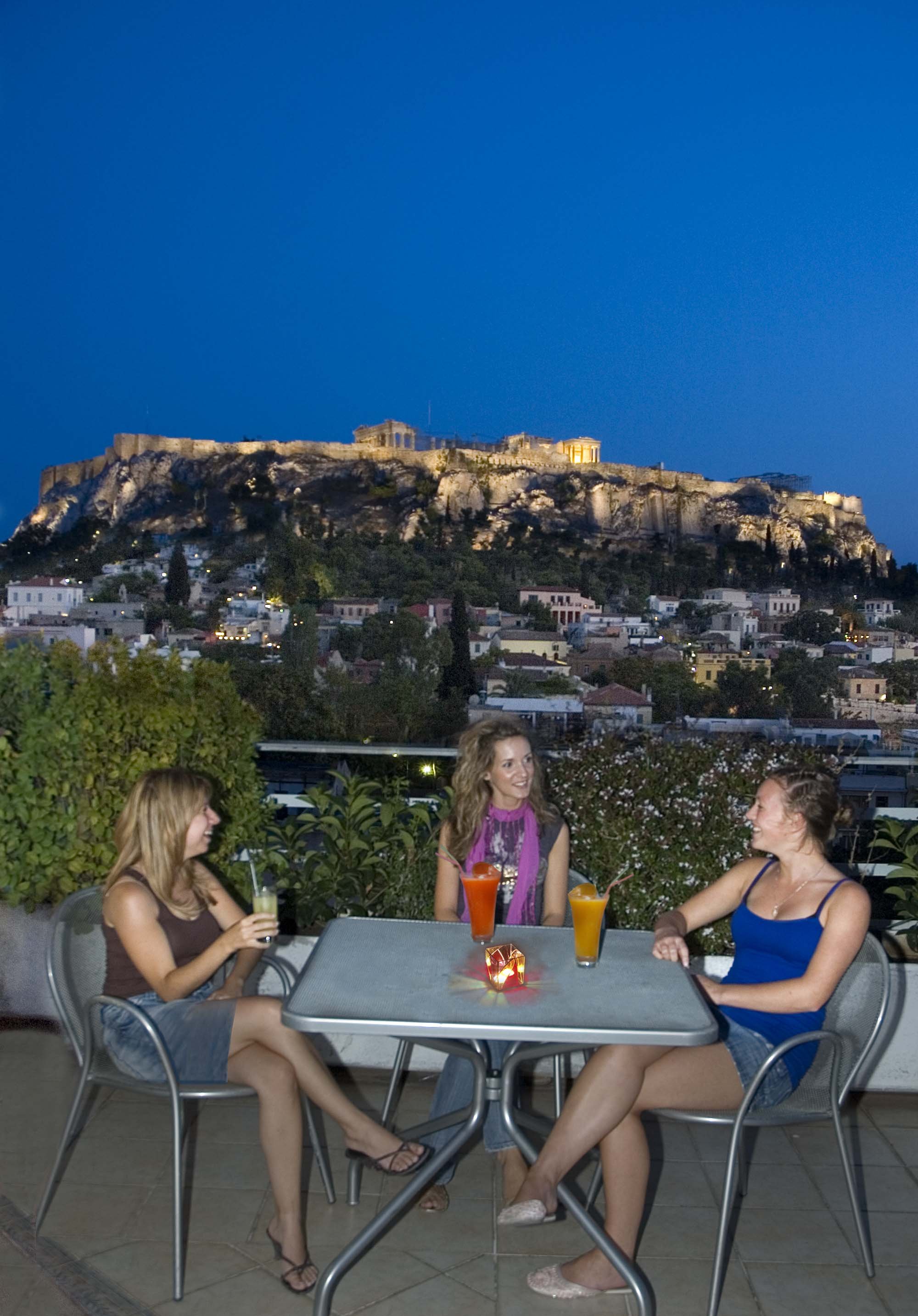 Athens Center Square Hotels 16/27