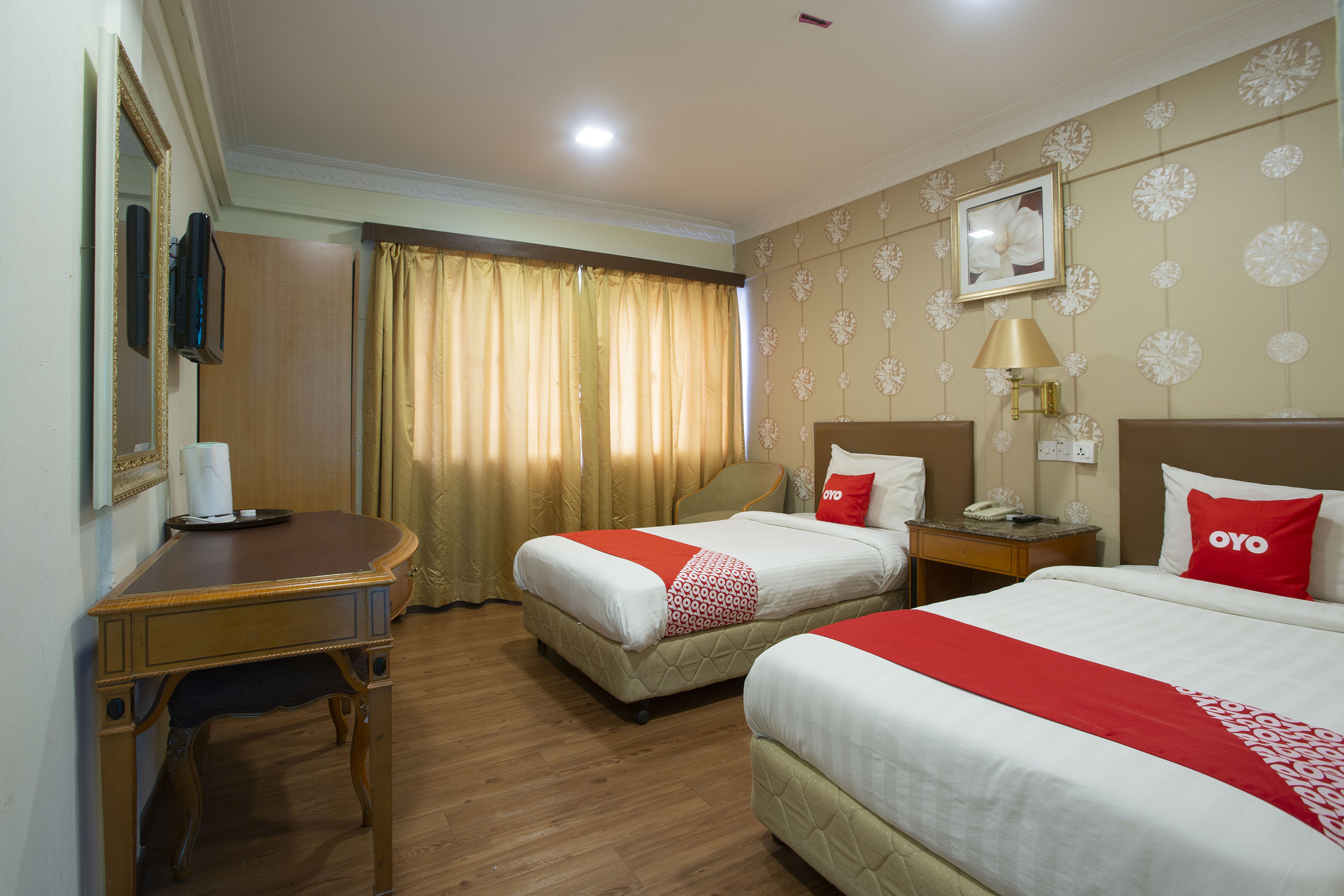 Hotel Grand Orchard 12/31