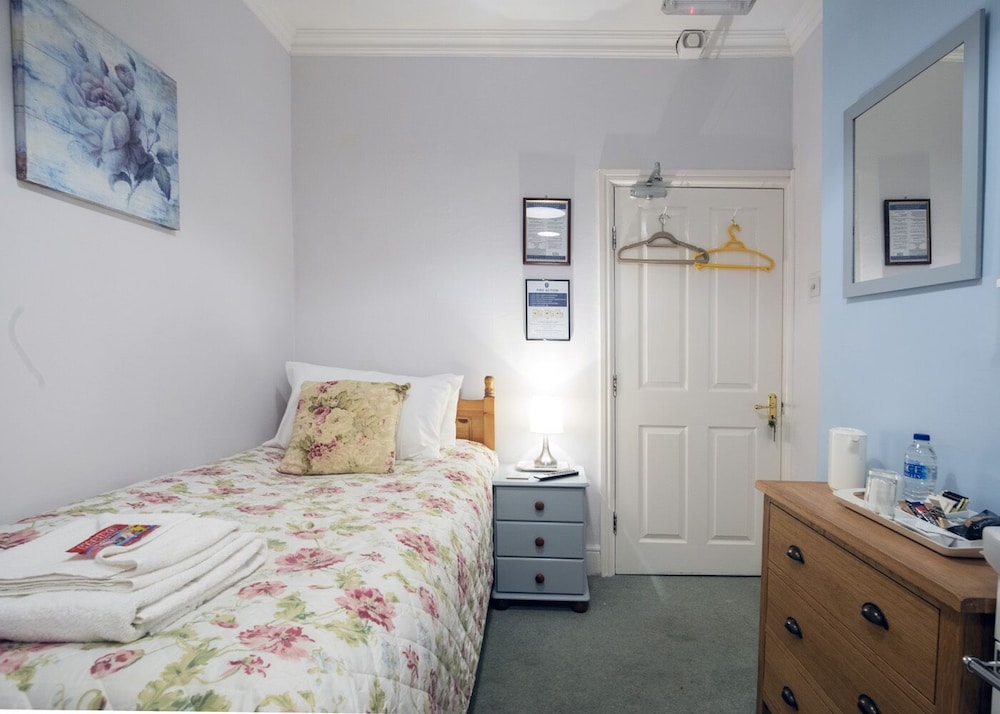Garth Dderwen Victorian Guest House 6/48